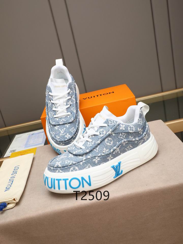 Black Chunky Sneakers